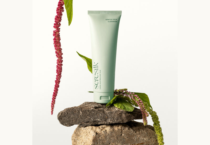 Load image into Gallery viewer, Gentle Silk Cleanser